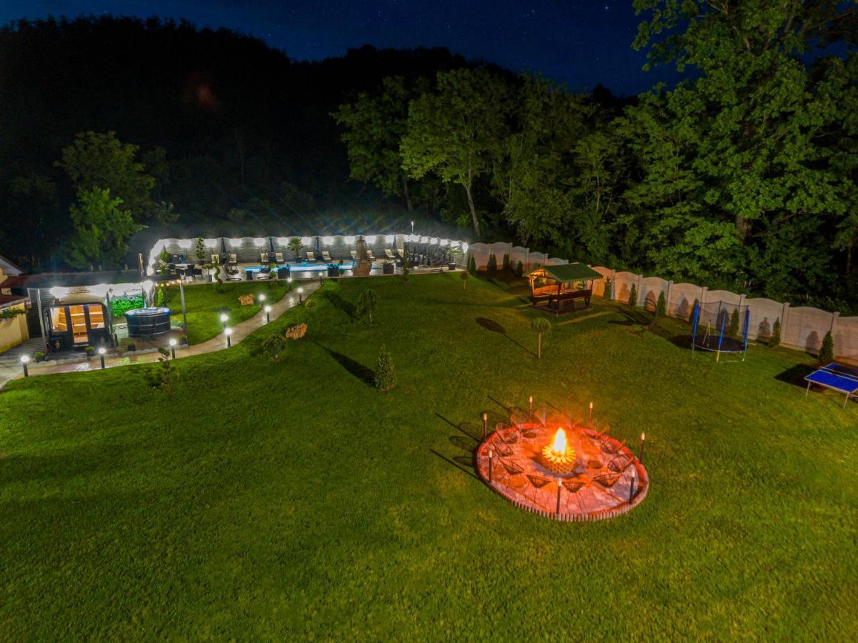Pensiunea Valea Magurii Новач-Стрэйни Экстерьер фото